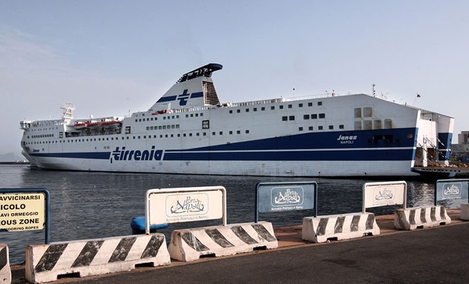 Tirrenia lascia la Ravenna-Catania, Grimaldi pronto col terzo traghetto