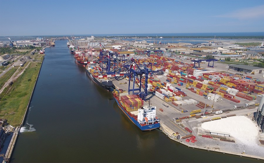 Il container con armi verrà imbarcato da un altro porto, annullato lo sciopero