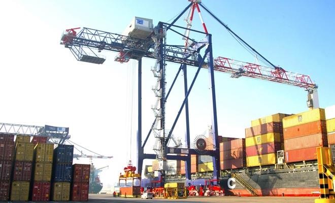 Le imprese ravennati che trasportano container chiedono un adeguamento delle tariffe