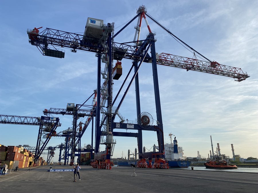 Partono i livellamenti in Largo Trattaroli per il nuovo terminal container